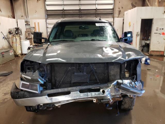 Photo 5 from auction – 2003 CHEVROLET SILVERADO with VIN 1GCGK13U93F173806