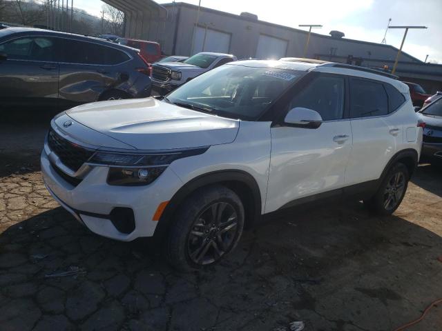 KIA SELTOS S 2021 with VIN KNDEU2AA6M7049570 - Photo from auction