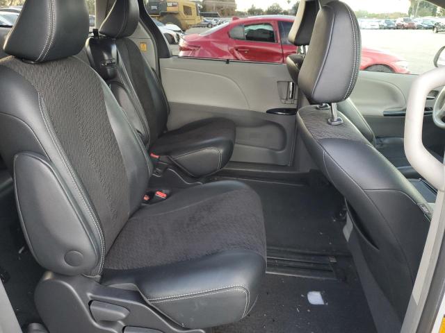 Photo 11 from auction – 2012 TOYOTA SIENNA SPO with VIN 5TDXK3DC0CS239600