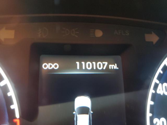 Photo 9 from auction – 2012 HYUNDAI GENESIS 3. with VIN KMHGC4DD5CU193104