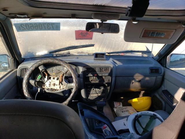 Photo 8 from auction – 1995 NISSAN PATHFINDER with VIN JN8HD17S9SW026492