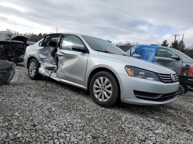 Photo 4 from auction – 2014 VOLKSWAGEN PASSAT S with VIN 1VWAT7A30EC066757