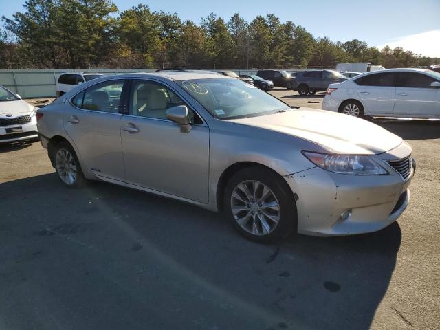Photo 4 from auction – 2013 LEXUS ES 300H with VIN JTHBW1GG9D2031935