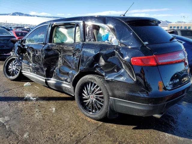 Photo 2 from auction – 2017 LINCOLN MKT with VIN 2LMHJ5AT7HBL00778