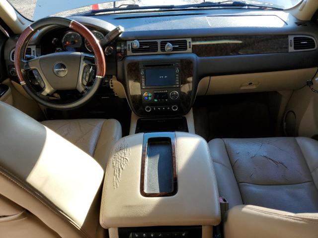 Photo 8 from auction – 2010 GMC YUKON DENA with VIN 1GKUKEEF4AR135554