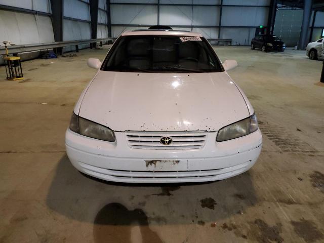 Photo 5 from auction – 1998 TOYOTA CAMRY LE with VIN JT2BF28K5W0091518