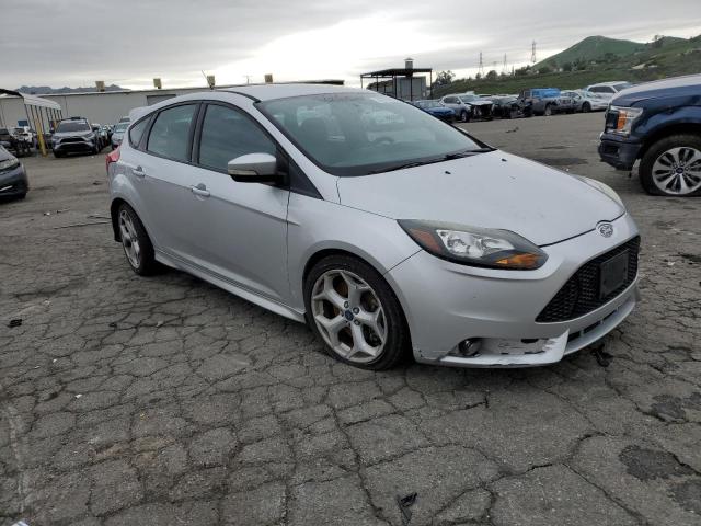Photo 4 from auction – 2014 FORD FOCUS ST with VIN 1FADP3L97EL341707