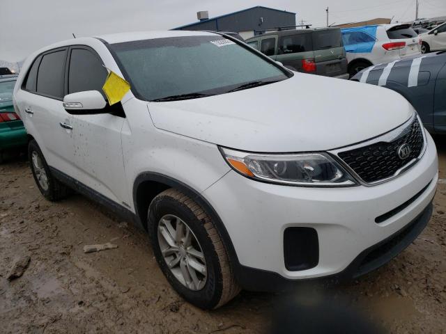 Photo 4 from auction – 2015 KIA SORENTO LX with VIN 5XYKTCA60FG613615