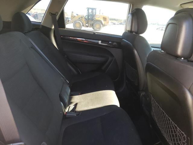 Photo 10 from auction – 2014 KIA SORENTO LX with VIN 5XYKTCA66EG526543