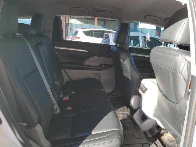 Photo 11 from auction – 2019 TOYOTA HIGHLANDER with VIN 5TDZZRFH8KS357005