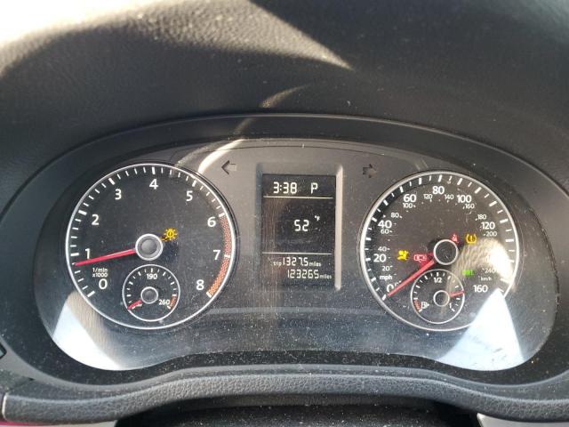 Photo 9 from auction – 2012 VOLKSWAGEN PASSAT S with VIN 1VWAP7A39CC010253