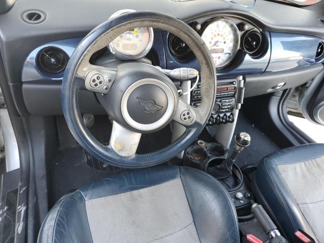 Photo 8 from auction – 2006 MINI COOPER with VIN WMWRC33566TK66070