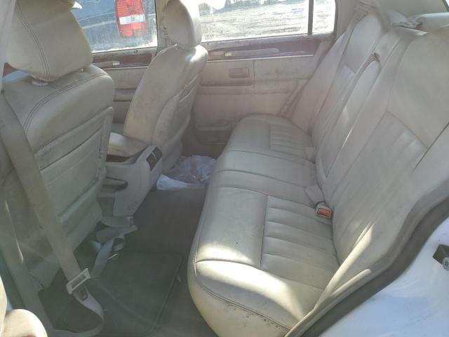 Photo 10 from auction – 2003 LINCOLN TOWN CAR E with VIN 1LNHM81W83Y684449