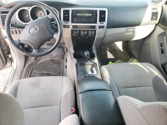 Photo 8 from auction – 2004 TOYOTA 4RUNNER SR with VIN JTEZU14R040018056