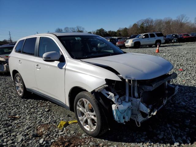 Photo 4 from auction – 2014 MITSUBISHI OUTLANDER with VIN JA4AD3A38EZ008461
