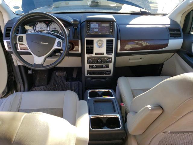 Photo 8 from auction – 2010 CHRYSLER TOWN & COU with VIN 2A4RR8DX4AR321351