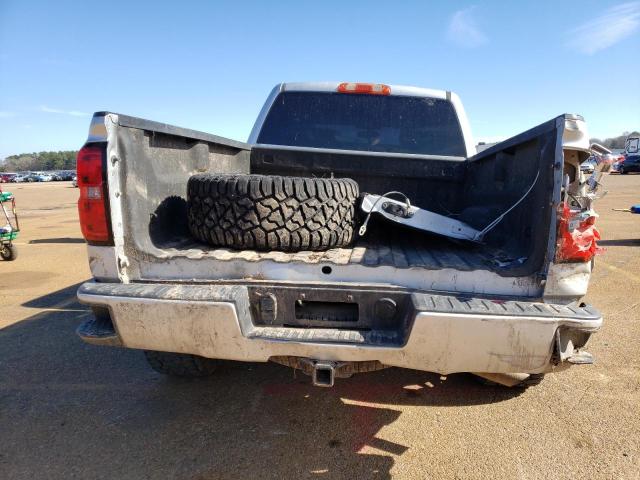 Photo 6 from auction – 2016 CHEVROLET SILVERADO with VIN 3GCUKREC9GG166817
