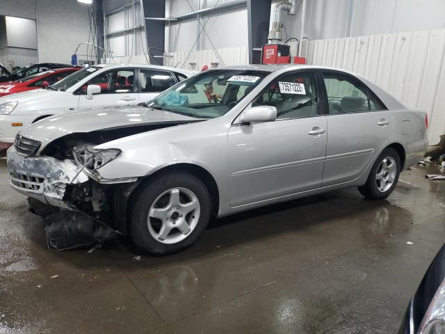TOYOTA CAMRY LE 2002 with VIN 4T1BF30K32U035245 - Photo from auction