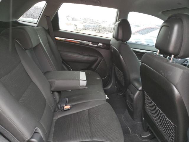 Photo 10 from auction – 2015 KIA SORENTO LX with VIN 5XYKTCA60FG613615