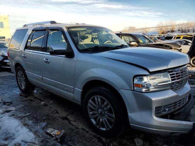 Photo 4 from auction – 2010 LINCOLN NAVIGATOR with VIN 5LMJJ2J52AEJ00377