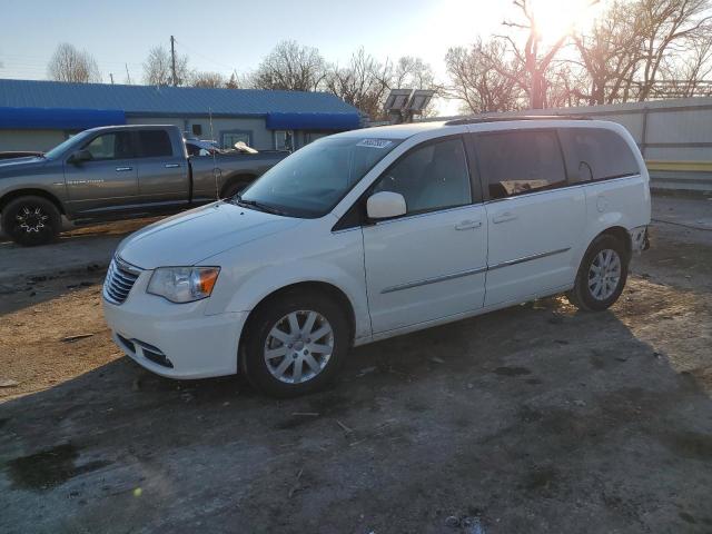 CHRYSLER TOWN & COU 2013 with VIN 2C4RC1BG4DR560467 - Photo from auction