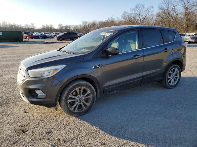 Photo 1 from auction – 2017 FORD ESCAPE SE with VIN 1FMCU9GD8HUA11665