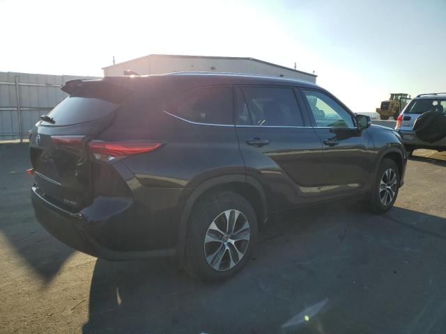 Photo 3 from auction – 2021 TOYOTA HIGHLANDER with VIN 5TDGZRBH5MS138857