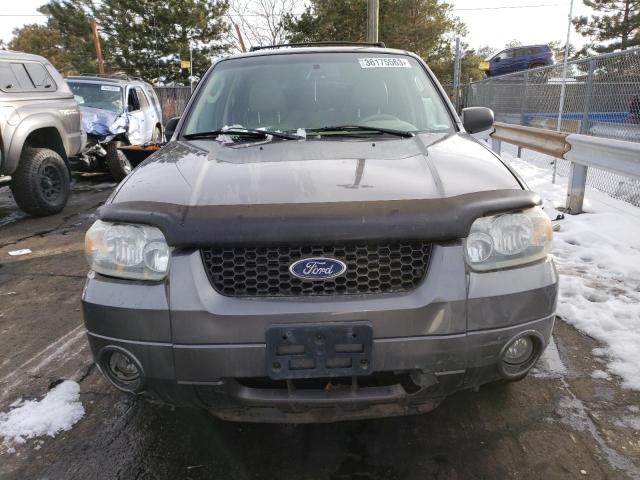 Photo 5 from auction – 2006 FORD ESCAPE LIM with VIN 1FMCU94166KD10297