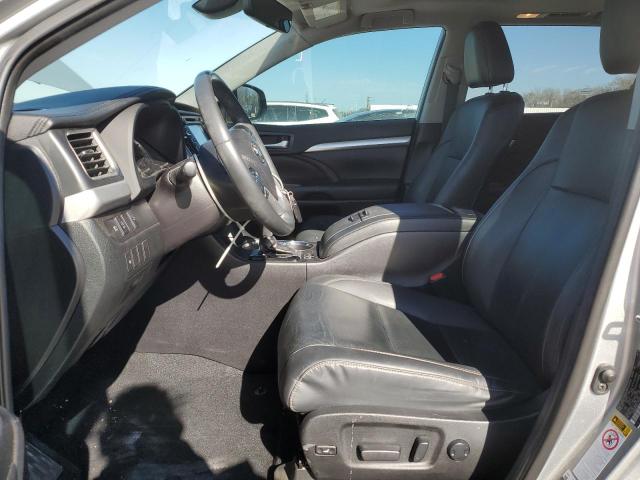 Photo 7 from auction – 2019 TOYOTA HIGHLANDER with VIN 5TDKZRFHXKS354558