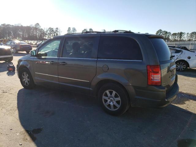 Photo 2 from auction – 2010 CHRYSLER TOWN & COU with VIN 2A4RR8DX4AR321351