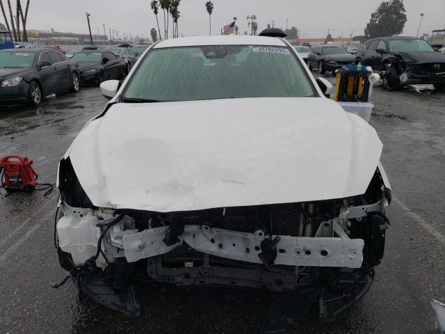 Photo 5 from auction – 2018 MAZDA 3 TOURING with VIN 3MZBN1L37JM268626