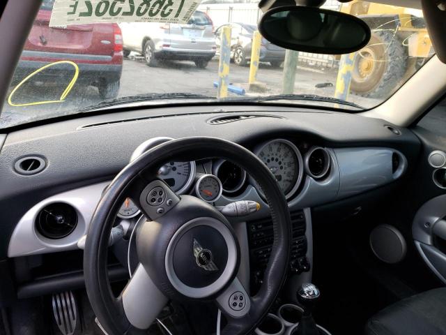 Photo 8 from auction – 2005 MINI COOPER S with VIN WMWRE33405TD98020