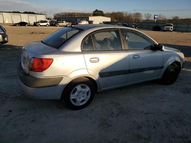 Photo 3 from auction – 2007 KIA RIO BASE with VIN KNADE123976225831