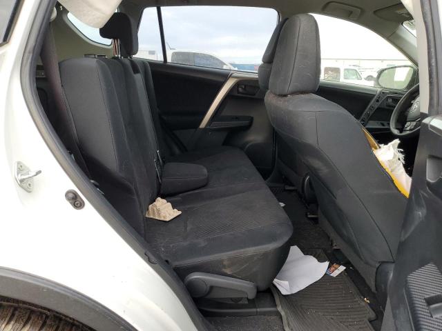 Photo 10 from auction – 2015 TOYOTA RAV4 LE with VIN JTMBFREV8FJ048171