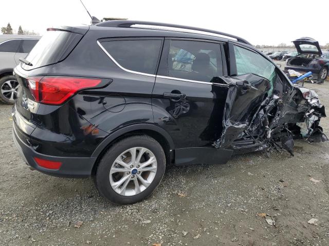 Photo 3 from auction – 2019 FORD ESCAPE SEL with VIN 1FMCU0HD1KUB79813