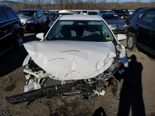 Photo 5 from auction – 2014 TOYOTA COROLLA L with VIN 2T1BURHE4EC126540