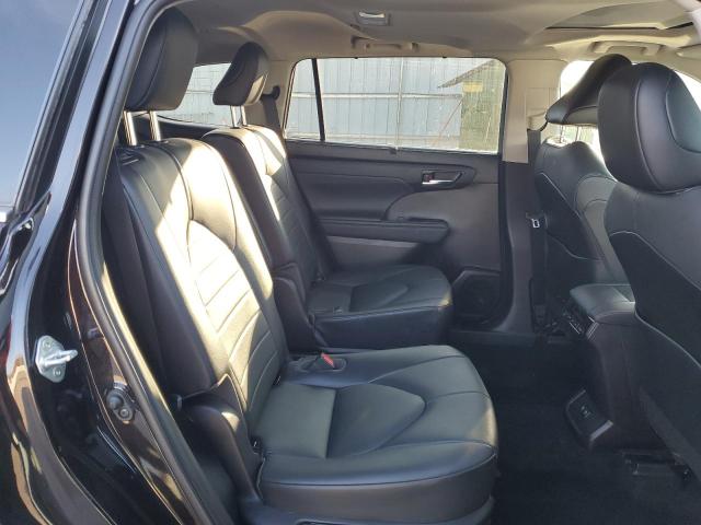 Photo 11 from auction – 2021 TOYOTA HIGHLANDER with VIN 5TDGZRBH5MS138857