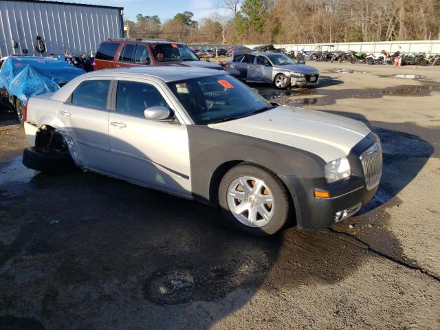 Photo 4 from auction – 2005 CHRYSLER 300 TOURIN with VIN 2C3JA53G85H552764