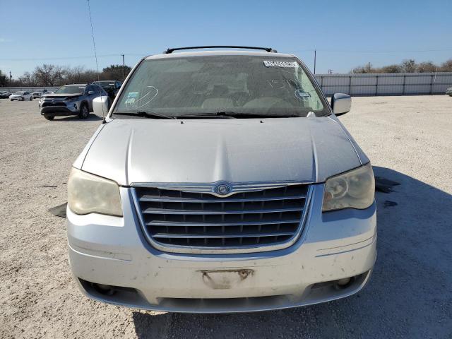 Photo 5 from auction – 2008 CHRYSLER TOWN & COU with VIN 2A8HR54P18R729048