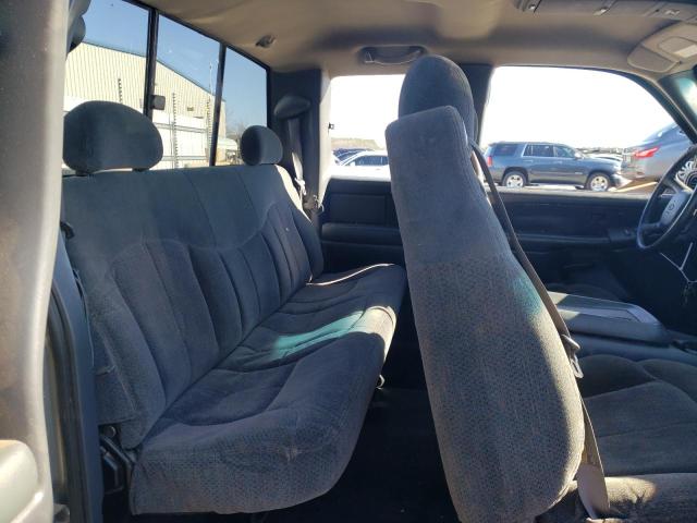 Photo 10 from auction – 1999 CHEVROLET SILVERADO with VIN 2GCEK19T9X1256350