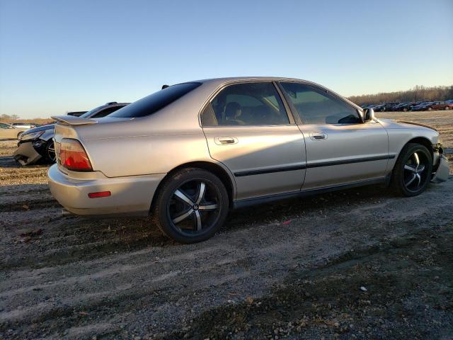 Photo 3 from auction – 1997 HONDA ACCORD with VIN JHMCD5636VC010522