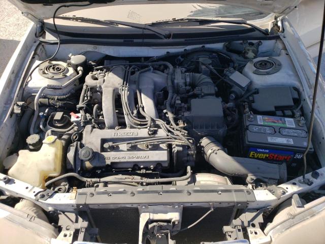 Photo 11 from auction – 2000 MAZDA 626 ES with VIN 1YVGF22D5Y5149862