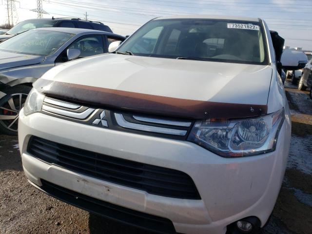 Photo 5 from auction – 2014 MITSUBISHI OUTLANDER with VIN JA4AZ3A37EZ014625