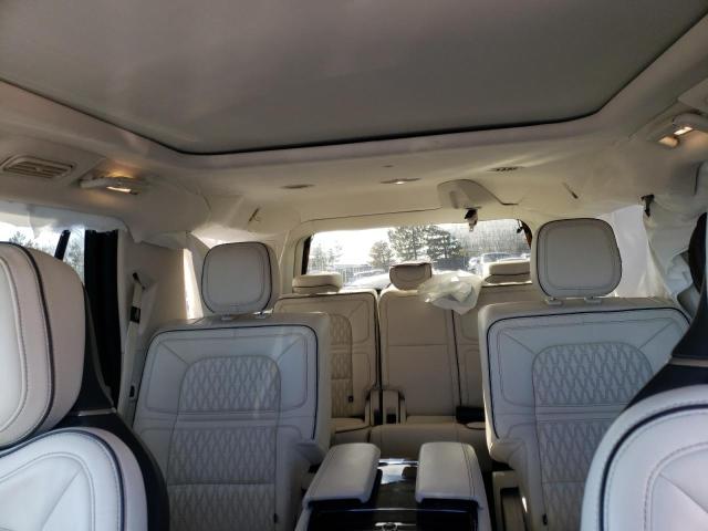 Photo 10 from auction – 2020 LINCOLN NAVIGATOR with VIN 5LMJJ2TT7LEL05577