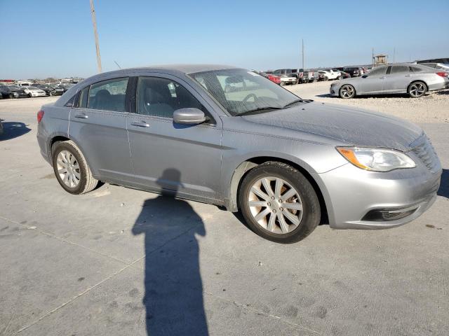 Photo 4 from auction – 2013 CHRYSLER 200 TOURIN with VIN 1C3CCBBB0DN525670