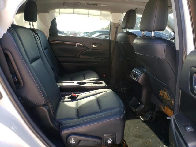 Photo 11 from auction – 2015 TOYOTA HIGHLANDER with VIN 5TDDKRFH5FS223315