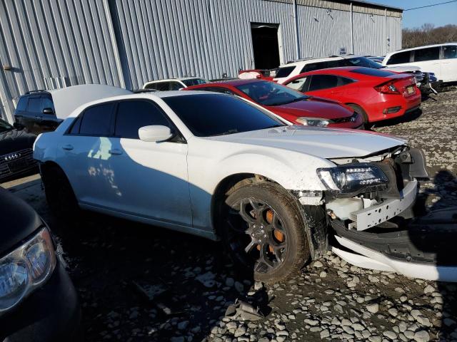 Photo 4 from auction – 2019 CHRYSLER 300 S with VIN 2C3CCABG9KH566049