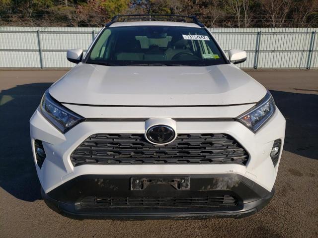 Photo 5 from auction – 2019 TOYOTA RAV4 XLE with VIN JTMP1RFV2KD504676