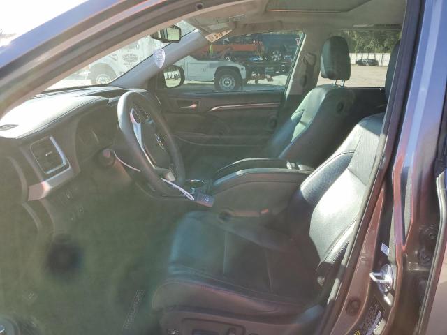 Photo 7 from auction – 2016 TOYOTA HIGHLANDER with VIN 5TDYKRFH5GS180789