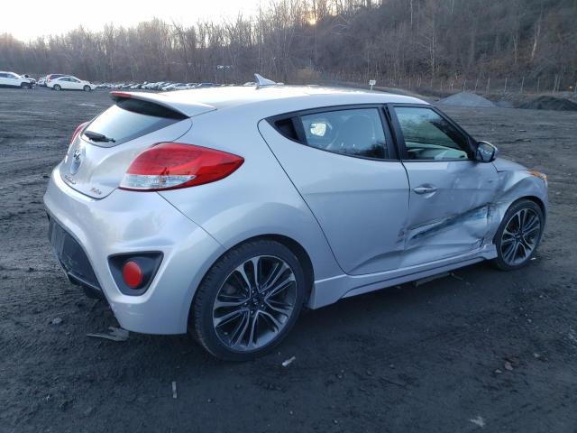 Foto 3 de la subasta – 2016 HYUNDAI VELOSTER con VIN KMHTC6AE3GU249831